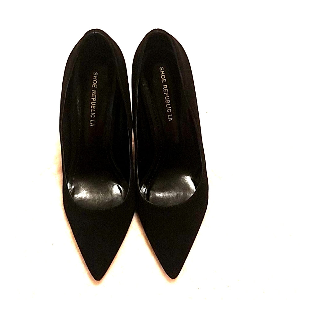Blk suede shoes